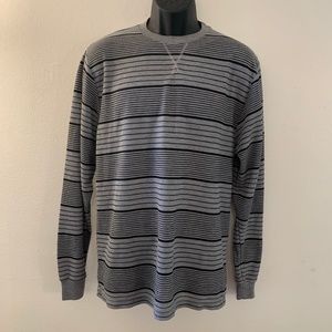 Swiss Cross Sweatshirt Large 100% Polyester